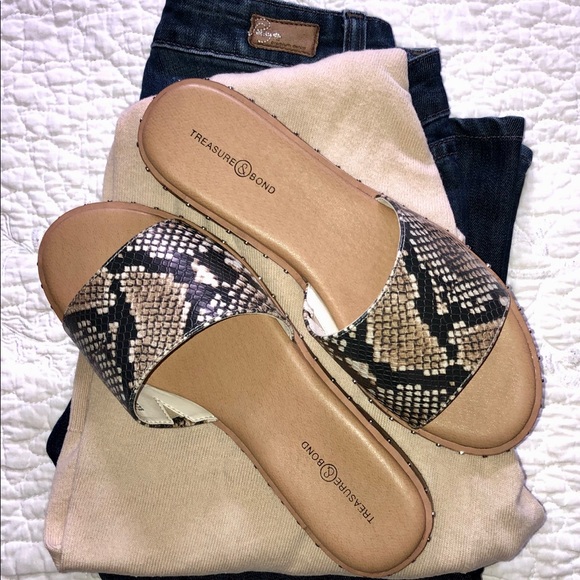 Treasure & Bond Mila Slide Snake Faux Sandal 9M - Picture 2 of 7